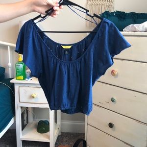 dark blue cropped shirt